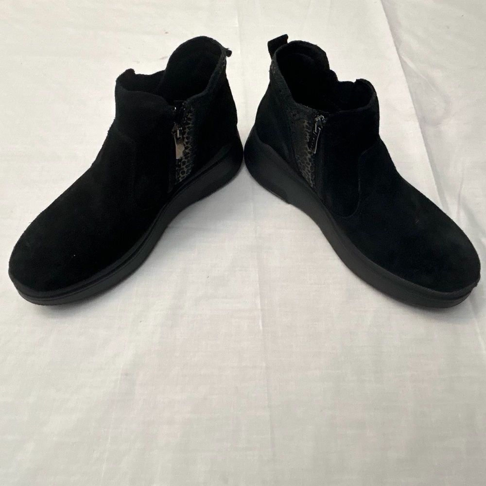 IGL&CO booties - Picture 9 of 13